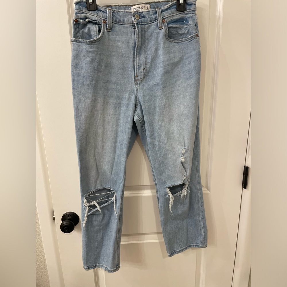 Abercrombie curve love ultra high rise ankle straight jean size 29 short